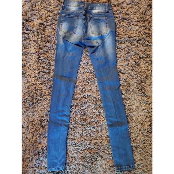 Blue Rope Denim Co. distressed skinny jeans - Picture 2 of 4